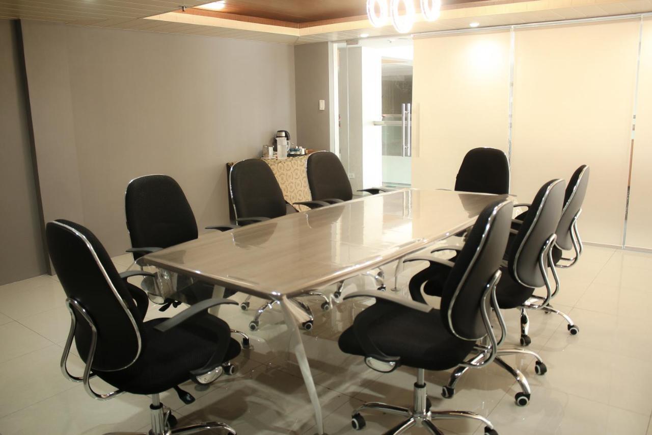 1A Express Hotel Cagayan de Oro Eksteriør bilde